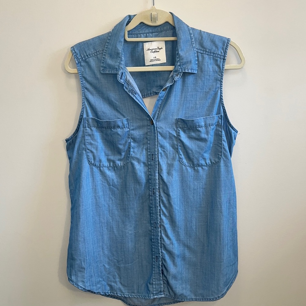 AE chambray blouse